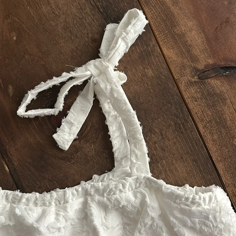 LC One Shoulder Top - Picture 2 of 5